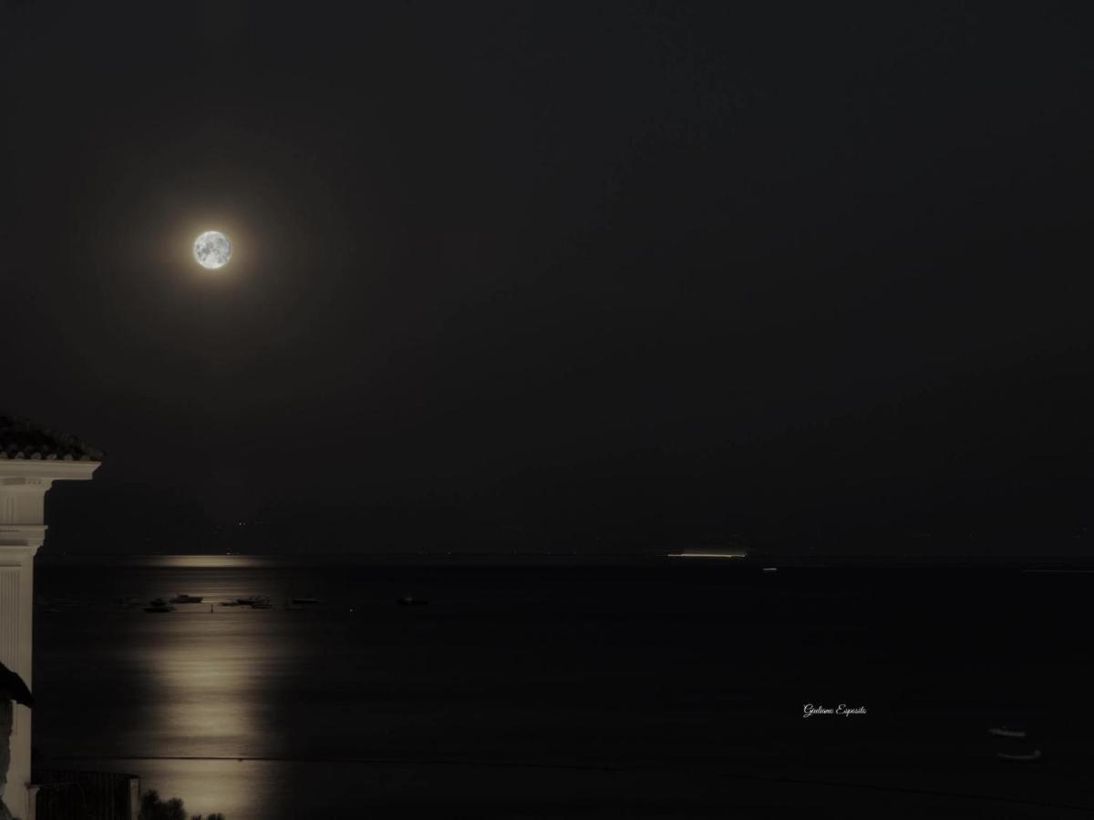 Luna Rossa *